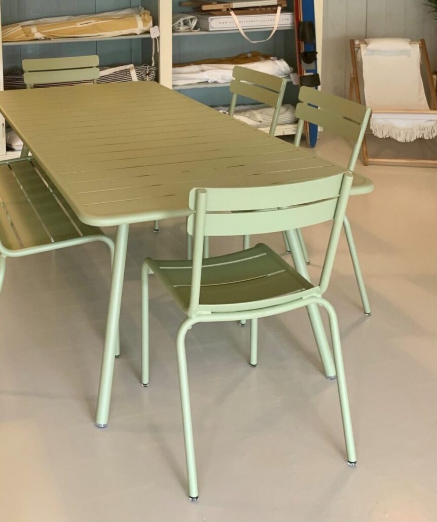 Fermob Luxembourg Willow Green. 207x100cm. Mobel